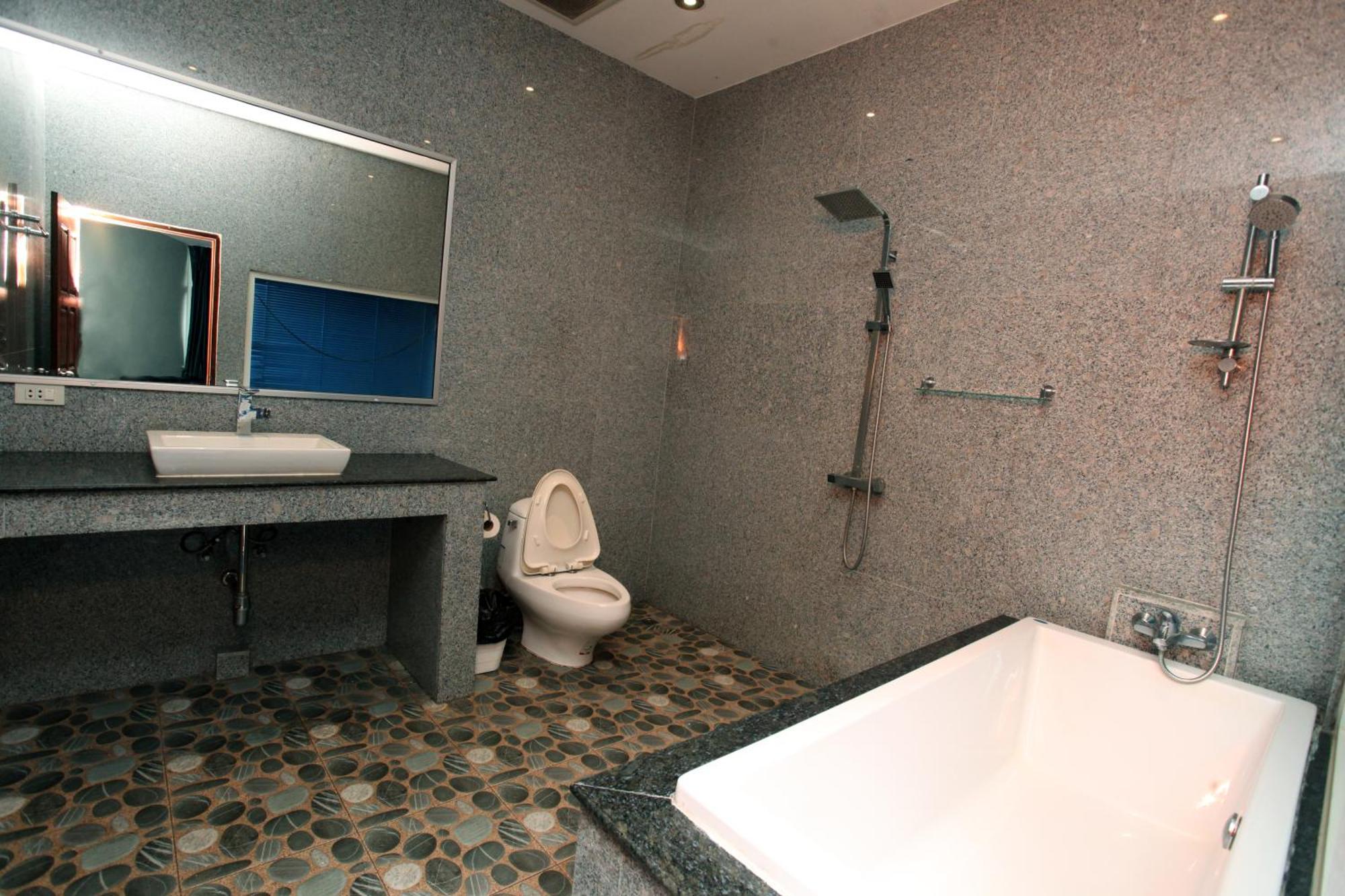 Koenig Hotel Pattaya Near Walking Street מראה חיצוני תמונה
