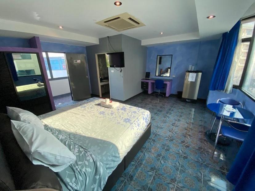 Koenig Hotel Pattaya Near Walking Street מראה חיצוני תמונה