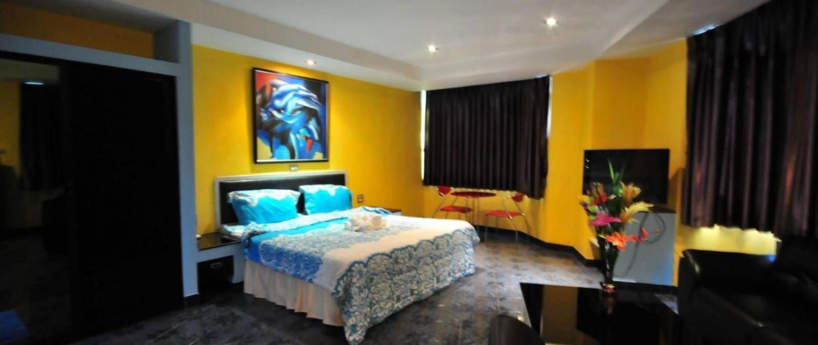 Koenig Hotel Pattaya Near Walking Street מראה חיצוני תמונה