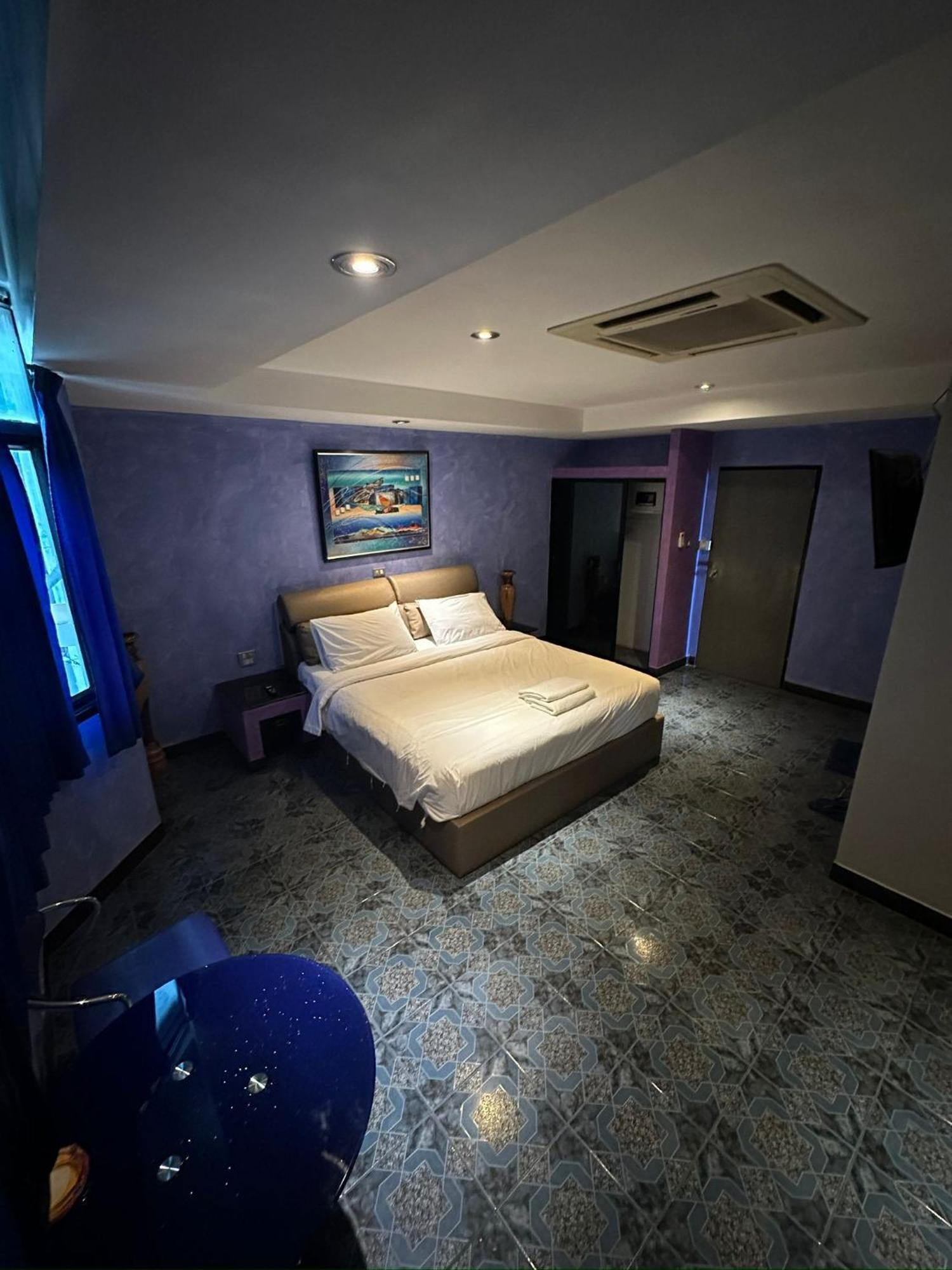 Koenig Hotel Pattaya Near Walking Street מראה חיצוני תמונה